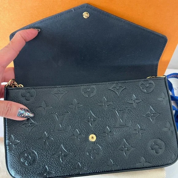 ❌❌SOLD❌❌ Félicie Pochette Louis Vuitton Black Monogram - FULL INCLUSION* - Picture 5 of 14